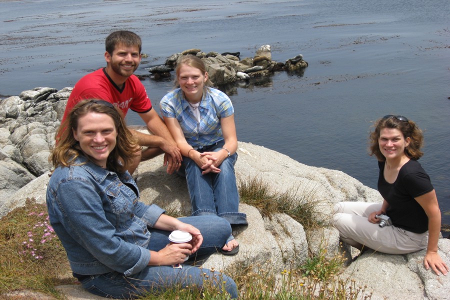 ../image/monterey bay south sea lions with jane dan lois and mary.jpg